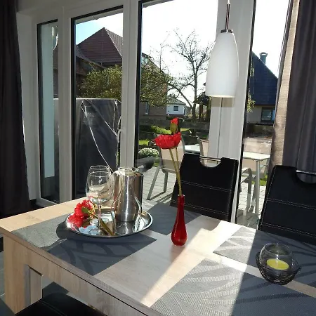 Apartment Tiwu - *